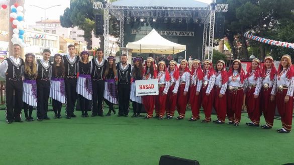Tanzgruppe Hasad aus der Türkei